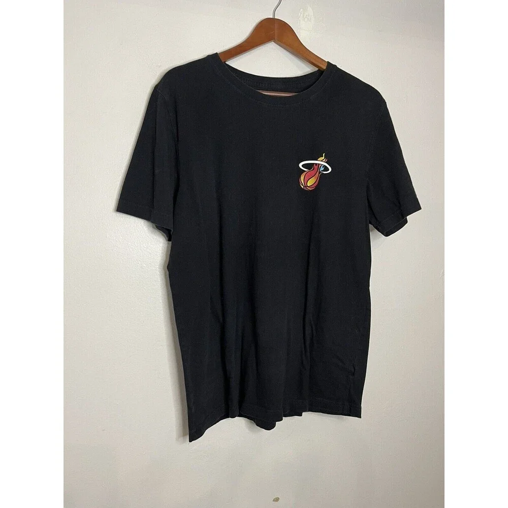 New Era Men's Medium Miami Heat Adebayo Black Graphic Tshirt Tee 13